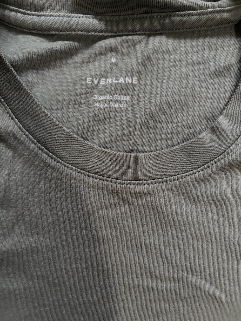 Everlane Women's Short-Sleeve Crew Tee — Olive Green